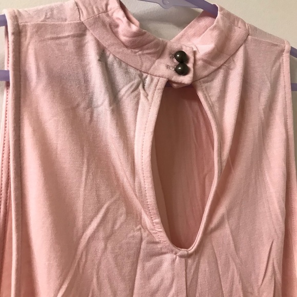 Light Pink Crop Top - Picture 3 of 3